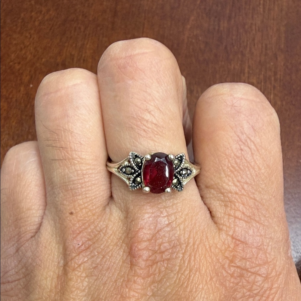 Vintage sterling silver ring